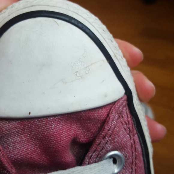 Frosted Burgundy Converse - Picture 4 of 9